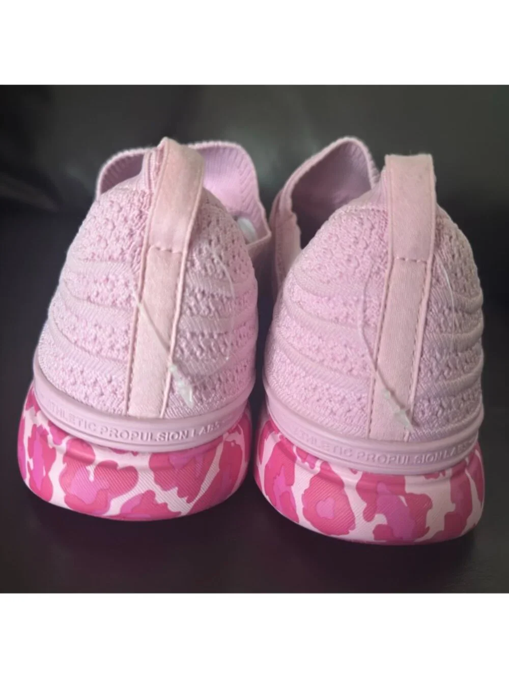 APL Womens‎ TechLoom Wave Sneakers Pink Camo Sole Size 12.5 US Lightweight shoes